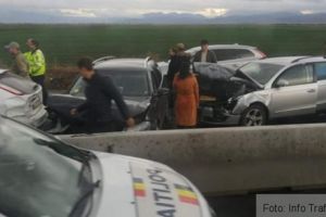 Tamponări în lanţ, pe DN1, în judeţul Braşov. Șapte maşini avariate