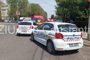 Eveniment rutier pe DN 3, dinspre Adamclisi catre Baneasa. Doua autoturisme implicate. Victima este un copil 