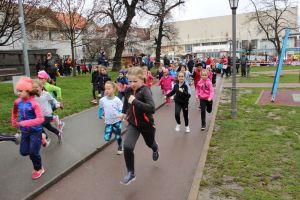 Prima ediţie a Memorialului ”Ioan Zanca” a adunat în Parcul Municipal numeroşi iubitori de mişcare (FOTO)