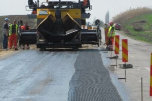 5,3 milioane de lei pentru reabilitarea unui drum judeţean