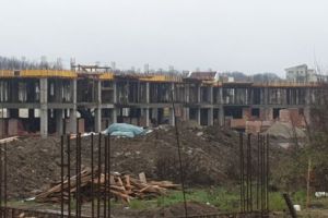 Exclusiv, un IMPERIU IMOBILIAR se ridică la marginea Piteştiului!