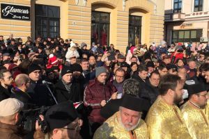 FOTO Mii de botoşăneni au marcat Ziua Naţională a României în Centrul Vechi