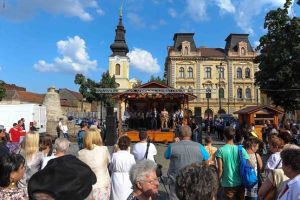 Cine sunt romii puşi să păzească Piaţa Traian? Cristi Brâncovan dezvăluie un grup infracţional