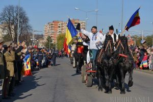 Ziua Naţională, la Oradea: Parada de 1 Decembrie a atras circa 5.000 de spectatori în Centrul Civic (FOTO / VIDEO)