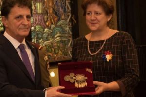 VIDEO: Fibula de la Suseni pentru Rodica Molnar, preşedintele ASCOTID Mureş