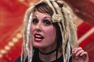 Marea Britanie: Ariel Burdett fosta participanta la concursul “X Factor”, gasita moarta in casa ei din Leeds