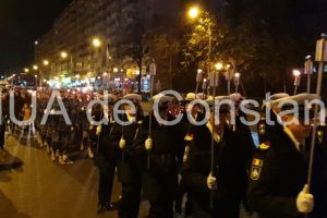 Moment inedit de Ziua Nationala a Romaniei. Retragerea cu torte a militarilor la Constanta (galerie foto+video) 