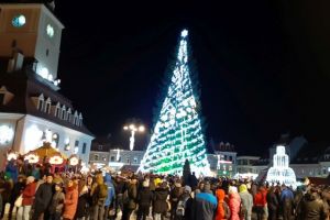 VIDEO S-au aprins luminile în Braşov, oraş de poveste