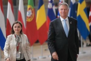 Reghineanca Luminiţa Odobescu decorată de preşedintele României!