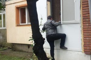 Recomandări pentru prevenirea furturilor din locuinţe