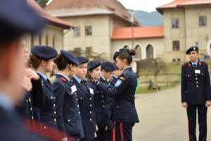 Elevi din Suceava şi Iaşi, cadeţi pentru o săptămână la Colegiul Militar „Ștefan cel ...