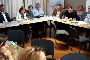 Întâlnire de lucru a reprezentanţilor administraţiei publice locale din Regiunea Centru pe tema absorbţiei fondurilor REGIO