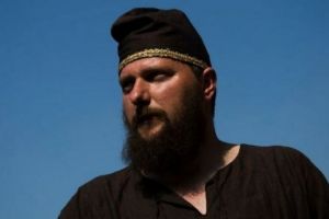 Gest cutremurător făcut de preşedintele de la Valea Dacilor chiar de Ziua Naţională. Rareş s-ar fi spânzurat cu un tricolor