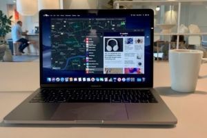 Care model de MacBook Pro ţi se potriveşte cel mai bine: 13 inchi sau 16 inchi?