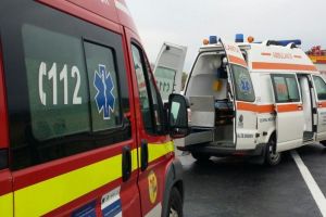 Accident pe B-dul Aurel Vlaicu din municipiul Satu Mare. Două persoane au ajuns la spital
