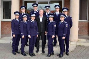 FOTO: 10 tineri poliţişti, absolvenţi ai şcolilor de poliţie, şi-au început activitatea la IPJ Alba