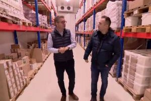 IT-istul din judeţul Alba care creşte vaci în satul bunicilor şi exportă brânzeturi tradiţionale în 11 ţări europene: „Secretul succesului, omenia”