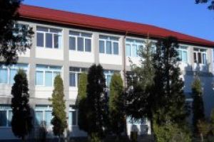 Colegiul Economic “Nicolae Titulescu” Baia Mare: Proiect de reamenajare a cladirii sala de sport in sala multifunctionala