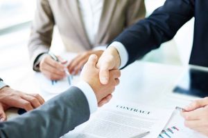 Caravana Centrului de Soluţionare Alternativă a Litigiilor în domeniul Bancar ajunge, la Braşov