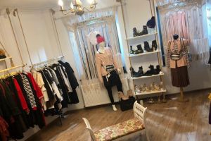 Feminitate Made in RO la Curly Boutique – OFERTĂ ANIVERSARĂ 5 ANI