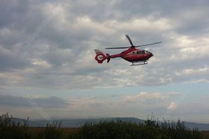 Elicopter chemat la Romuli să preia un bărbat lovit de un cal
