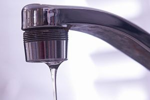 Lucrări la reţeaua de distribuţie apă în Sibiu – Posibile scăderi de presiune pe mai multe străzi