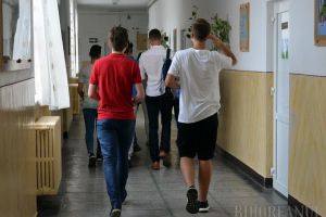 Cel mai slab punctaj din ultimii 9 ani pentru România, la testele PISA. Aproape 44% dintre elevii testaţi sunt analfabeţi funcţionali