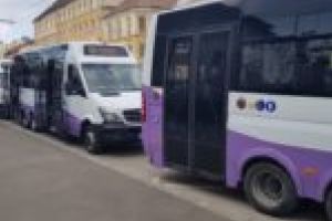 Cadou de Moş Nicolae pentru elevi: o nouă linie de transport şcolar!