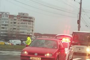 Tânăr la spital după ce a fost lovit de maşină pe trecerea de pietoni, la Timişoara