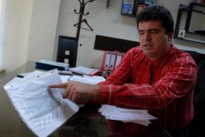 Dupa ce a scos ECO “din gunoi”, cei care il ling pe Marian Dragomir l-au dat afara / Caracterul primarului iese din nou la suprafata