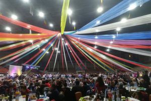 Pensionarii gălăţeni, aşteptaţi la petrecerea de Anul Nou de la Patinoar