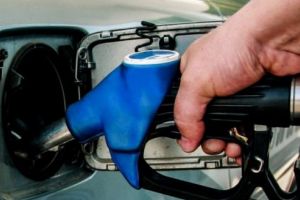 Se ieftinesc benzina şi motorina?! Supraacciza la carburanţi, eliminată!
