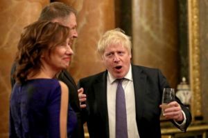 Melania Trump, ţinută superbă la recepţia reginei Elizabeth. Cum a apărut Carmen Iohannis