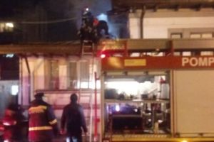 Incendiu la un restaurant din centrul Piteştiului