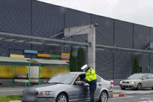 Locurile de parcare ale persoanelor cu dizabilităţi, verificate de poliţişti