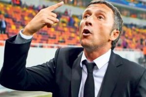 CFR Cluj - FCSB 1-1. Mihai Stoica l-a atacat dur pe antrenorul CFR-ului: ”Eu ştiu multe şi nu prea mint!”