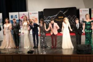 FOTO: Show total la Balul Bobocilor UMFST – „O seară de Oscar”!