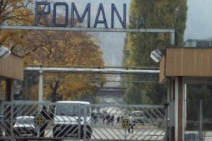 Bucăţi din patrimoniul fostei fabrici de autocamioane ajung la Primărie, în contul datoriilor