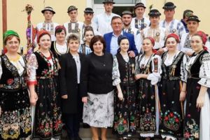 Spectacol de colinde la Reghin