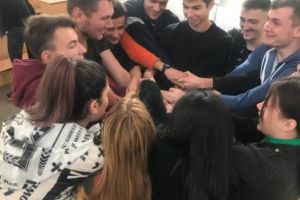 Ucenicii Electricieni experimentează dezvoltarea personală la un nou nivel