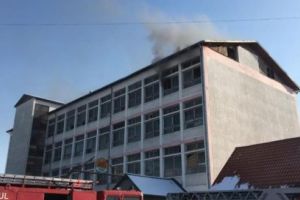 Incendiu la o fostă fabrică din Reghin!
