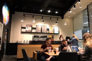 Take 5 Coffee – cafeaua cu aplicaţie mobilă din noul mall. Cumperi, scanezi şi câştigi