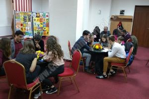 Tinerii NEETs învaţă despre importanţa comunicării în echipă