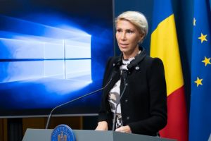 Raspunderea parlamentara pentru transportul scolar gratuit la nivel judetean, asumata de Guvern  