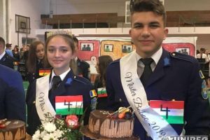 LIVE VIDEO: Balul Bobocilor 2019 la Colegiul Militar Liceal „Mihai Viteazul” din Alba Iulia. Ilieş Bianca şi Hulea David – Miss şi Mister Boboc 2019