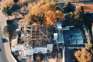 VIDEO: Imagini spectaculoase cu renovarea clădirii Cocoşul de Aur!