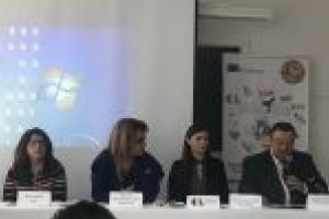 Prefectul judeţului Dolj, domnul Dan Narcis Purcărescu, a participat joi, 5 decembrie 2019, la dezbaterea Bullying versus Sport.