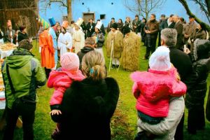 Tradiţiile de iarnă reînvie la Muzeul ASTRA şi la Nou Român, în weekend