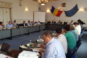 În 28 septembrie, şedinţă la Consiliul Judeţean Alba – Aprobarea Planului de ocupare a funcţiilor publice pe anul 2018 şi aprobarea atribuirii unei licenţe de traseu pentru transportul judeţean, pe Ordinea de zi