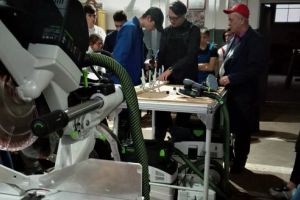 FOTO: Aparatură de ultimă generaţie în atelierul Liceului Tehnologic ”Ion Vlasiu”